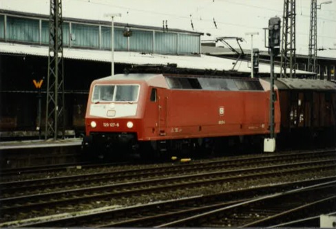 DB class 120 locomotive